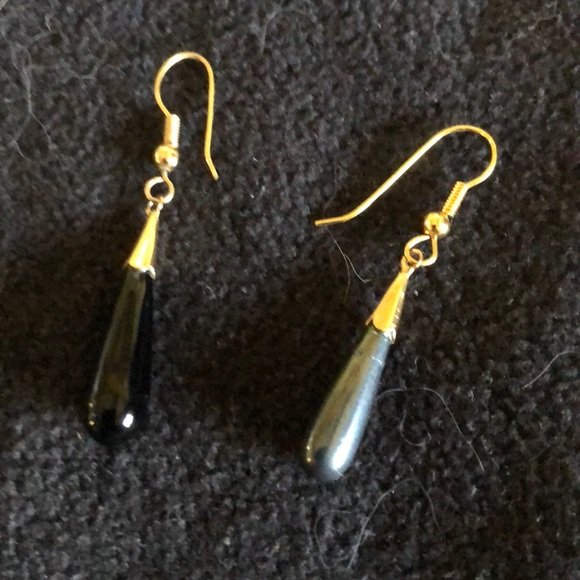 Natural hematite pierced earrings - Picture 2 of 2